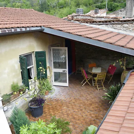 Lazagara Bed & Breakfast *